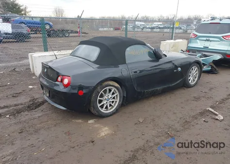2005 BMW Z4 2.5I z USA, uszkodzony, nr VIN 4USBT33535LS54102